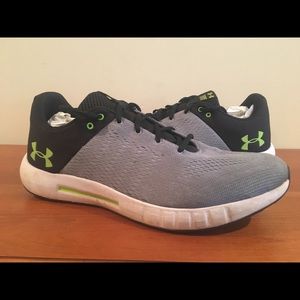 Men’s Under Armour Sneakers 12 4E Extra Wide